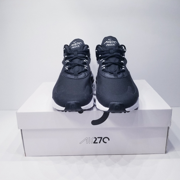 Nike Air Max 270 React Black White - Picture 3 of 6
